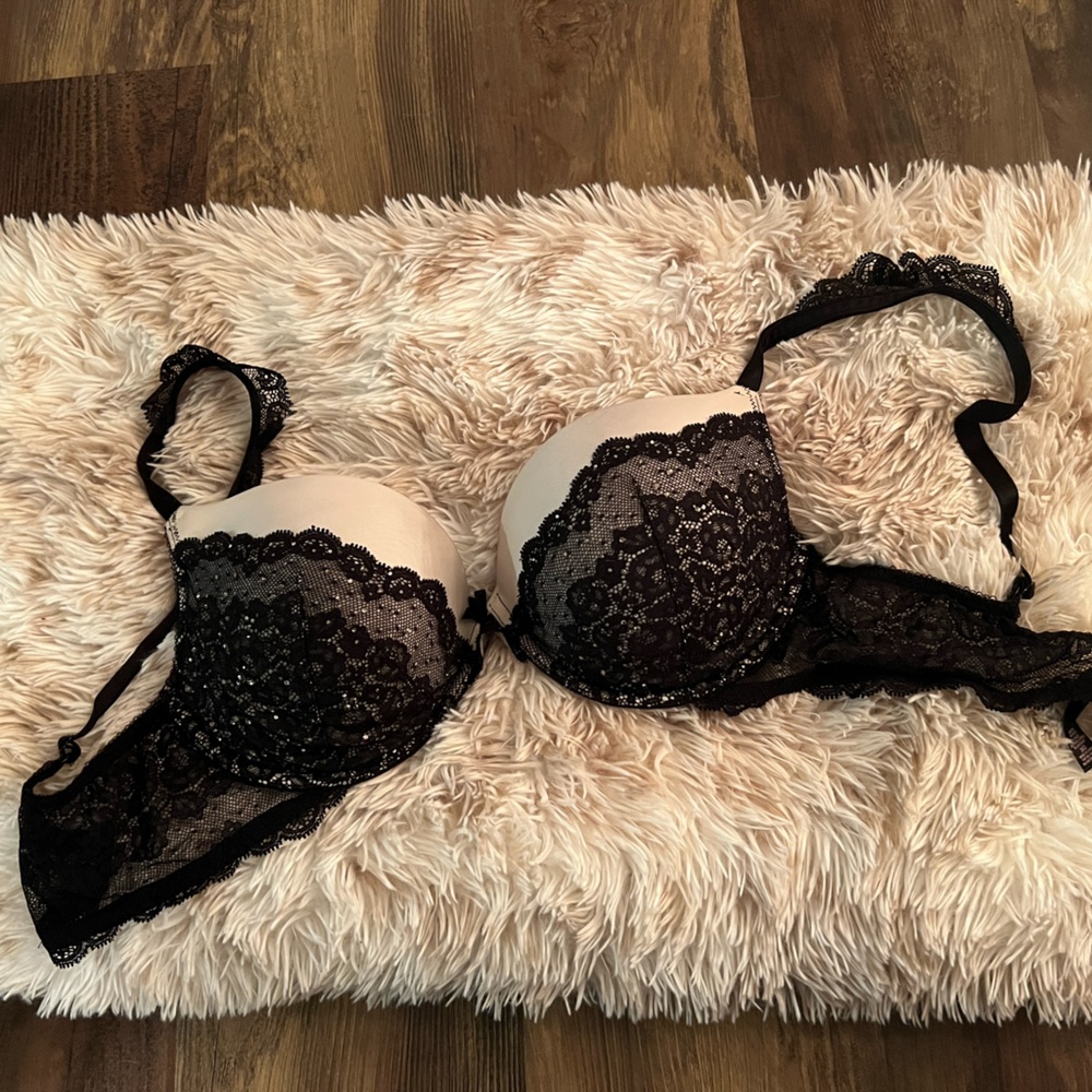 36D Victoria secret dream angels bra